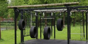 Sportcontainer van de baan